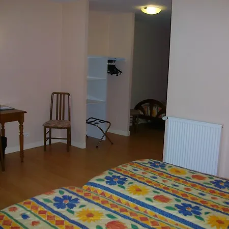 Logis Auberge La Grange De Renaudet 2* Larche (Correze)