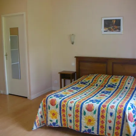 Logis Auberge La Grange De Renaudet Hotel