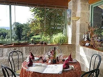 Logis Auberge La Grange De Renaudet Hotel 2*