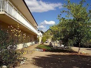 Logis La Grange De Renaudet 2*