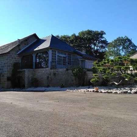 Hotel Logis Auberge La Grange De Renaudet 2*